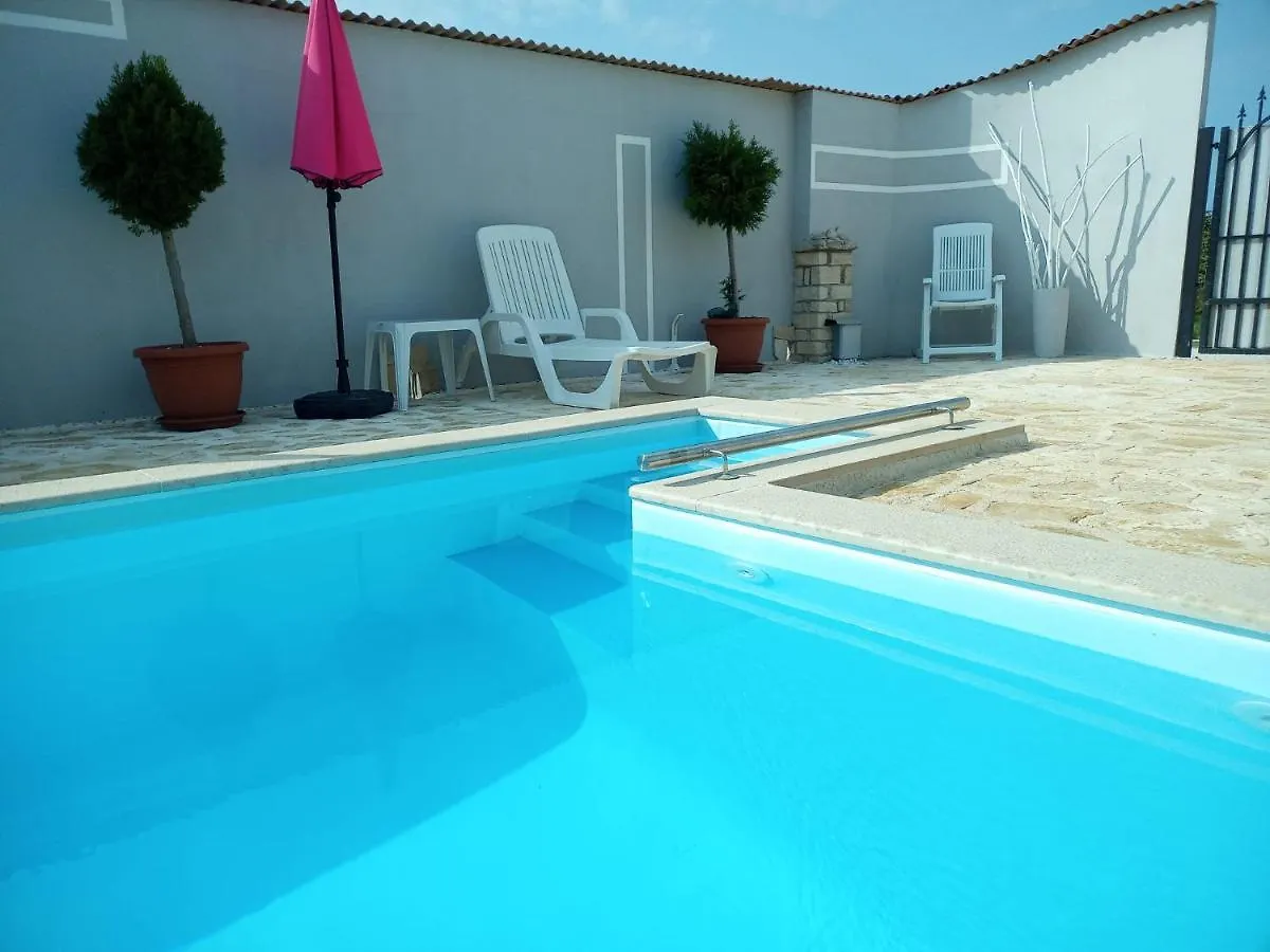 Leonie Apartment 4 Stern Umag