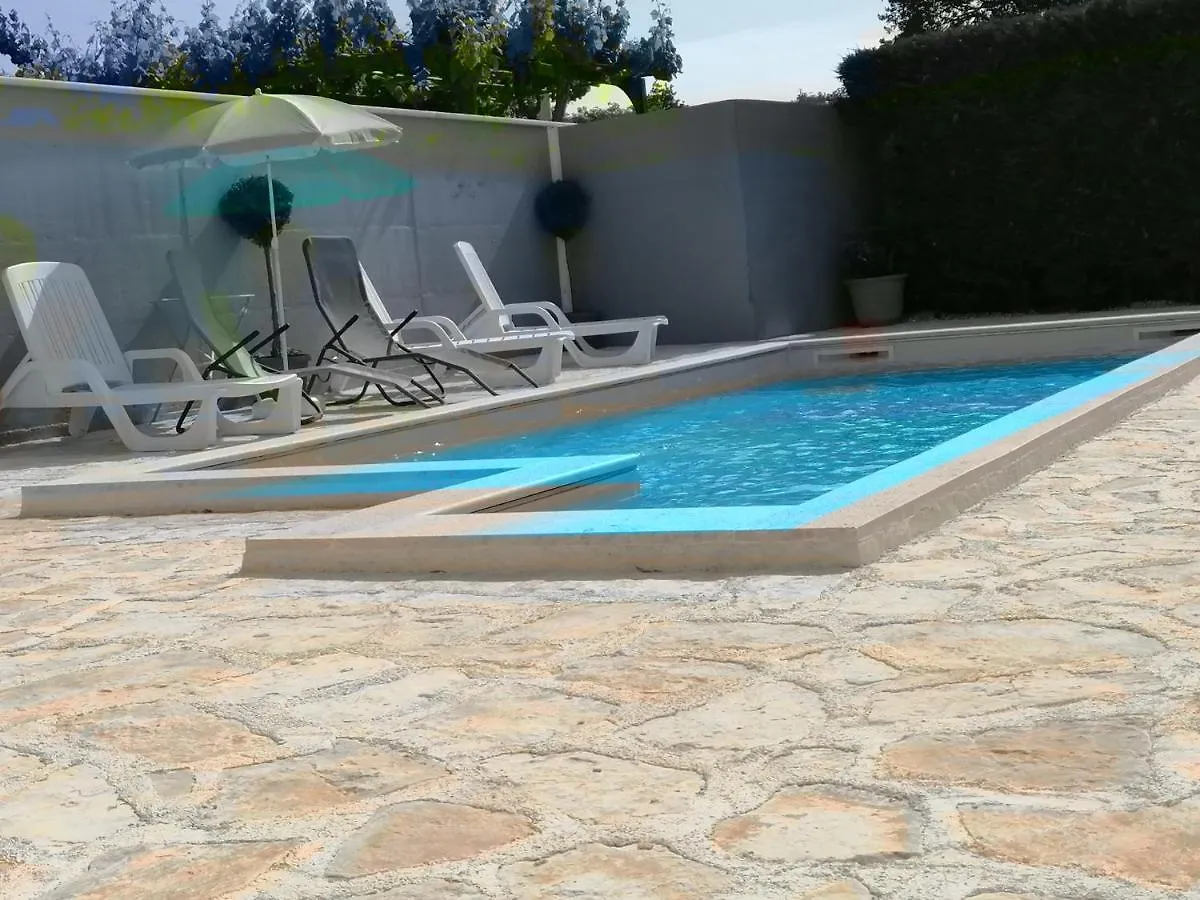 Leonie Apartment 4 Stern Umag 0*,